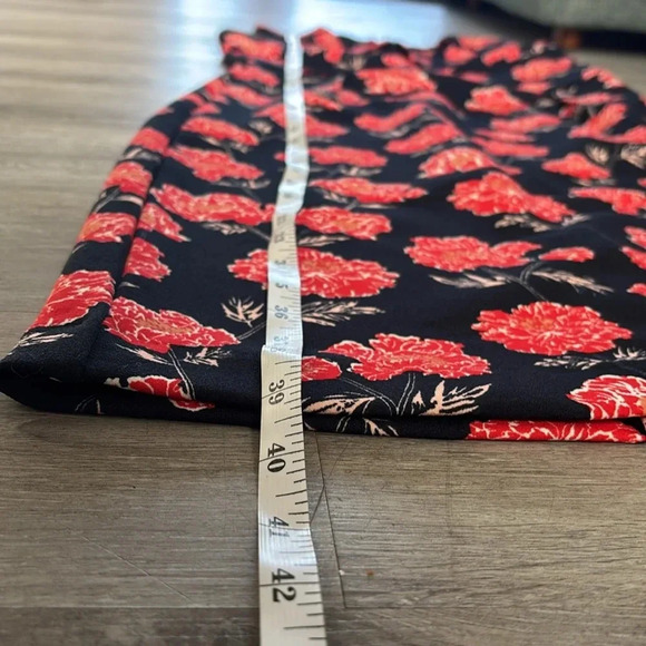 Banana Republic Navy Blue Red Floral Print Dress Size 4 - Picture 4 of 10